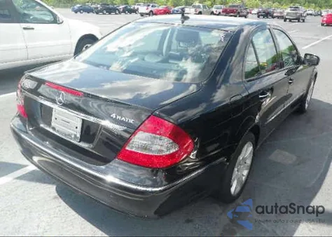 2008 Mercedes-Benz E350 4M Awd z USA, uszkodzony, nr VIN WDBUF87X48B318624